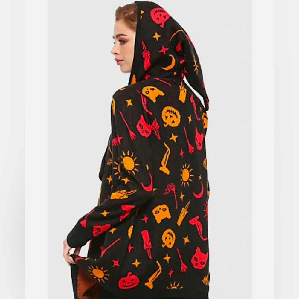 DISNEY 🆕 Her Universe Black and Orange Halloween Cardigan NO FRINGE - Picture 2 of 8